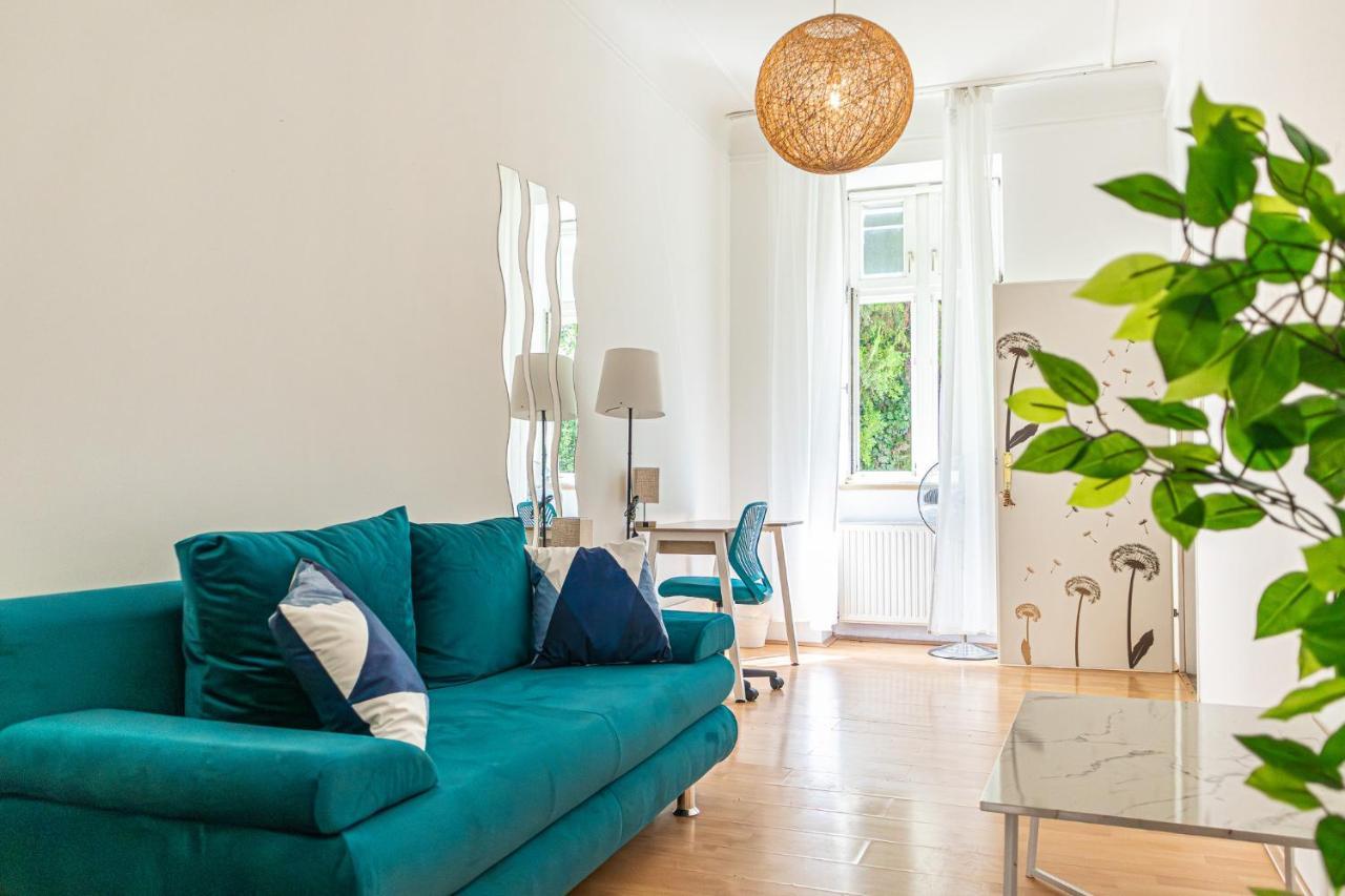 Elegant Haven: Stylish And Spacious 3Br Apartment Viena Exterior foto